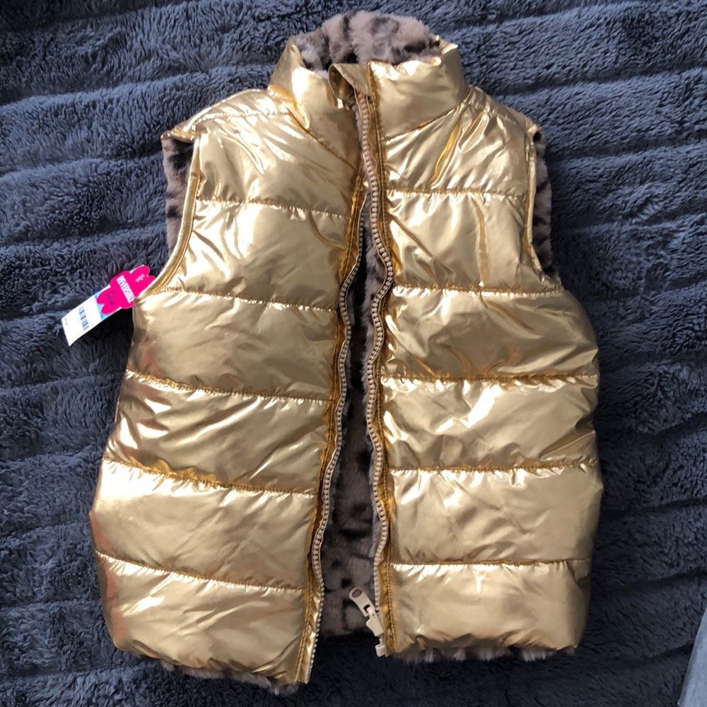 NWT REVERSIBLE Toddler Vest, Size 5 from Macy’s